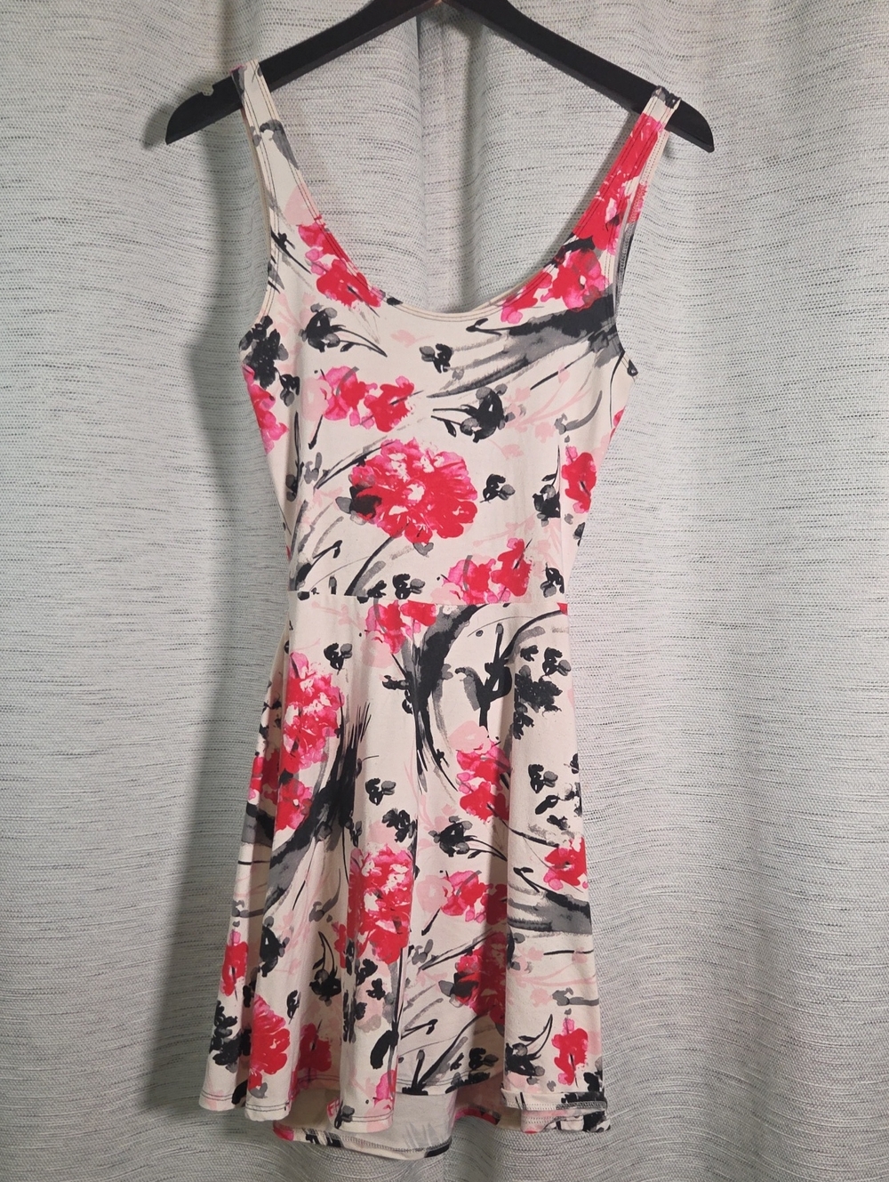 Abercrombie & Fitch Pink Floral Scoop-Neck Mini Dress